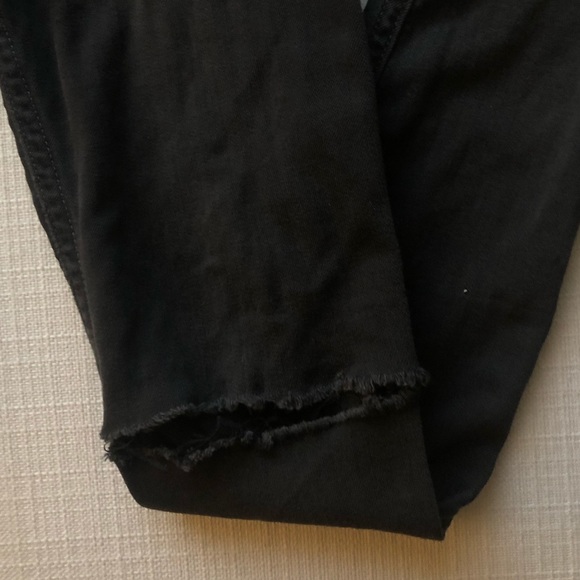 Low waisted black jeans - Picture 2 of 3